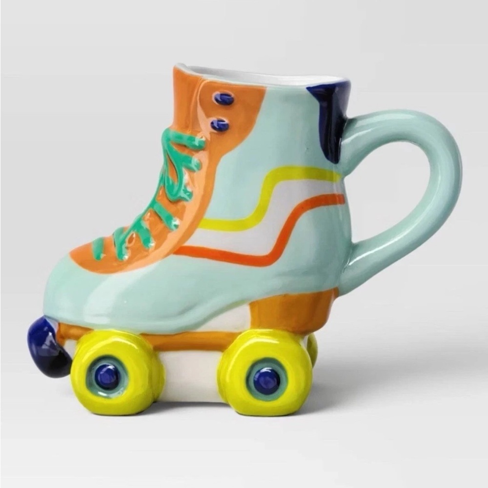 Set of 2 Roller Skate shaped colorful mugs